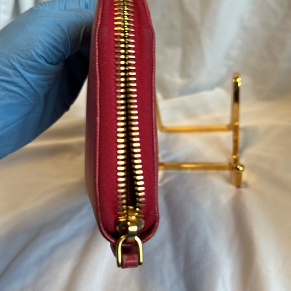 EUC: PRADA Fiery Red Large Saffiano Leather Wallet: - Picture 2 of 8